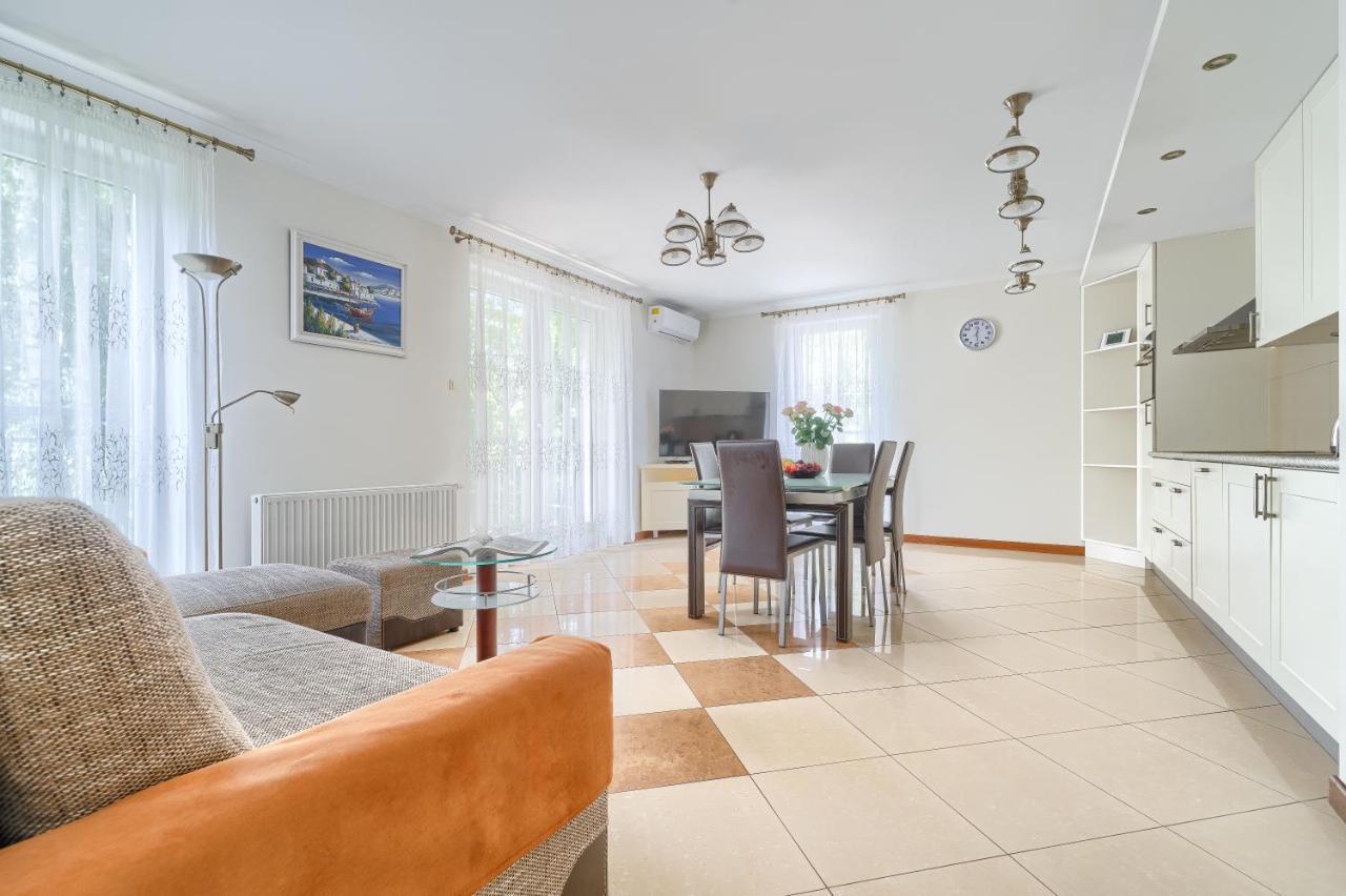 Apartamenty Bursztynowe Komnaty Дарлувко Экстерьер фото
