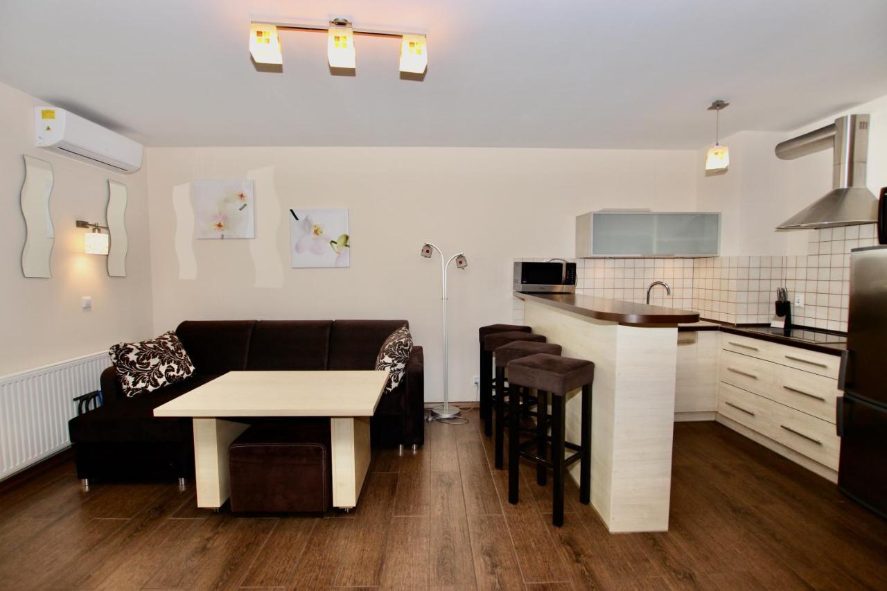 Apartamenty Bursztynowe Komnaty Дарлувко Экстерьер фото