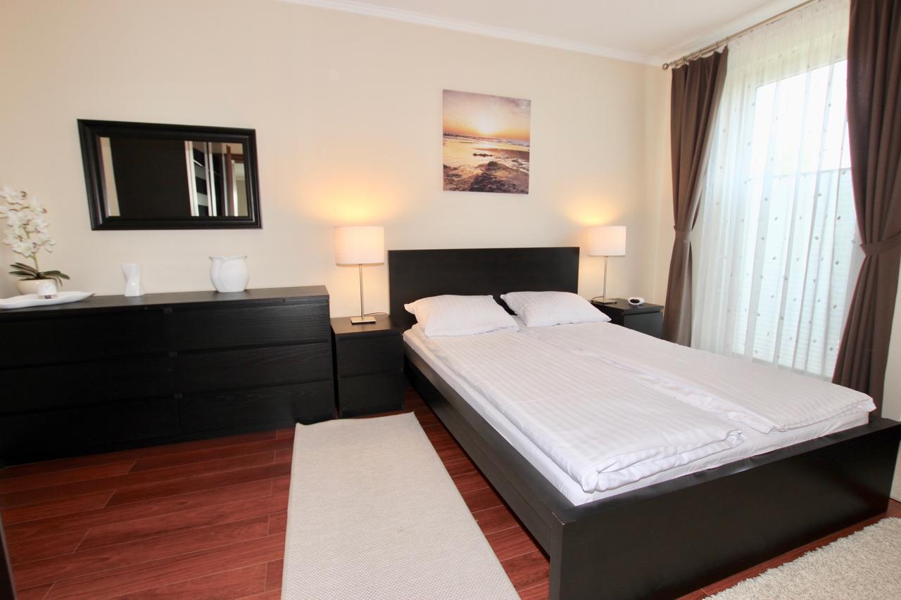 Apartamenty Bursztynowe Komnaty Дарлувко Экстерьер фото